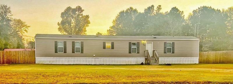 307 Frans Ln, Saint Stephen, SC 29479
