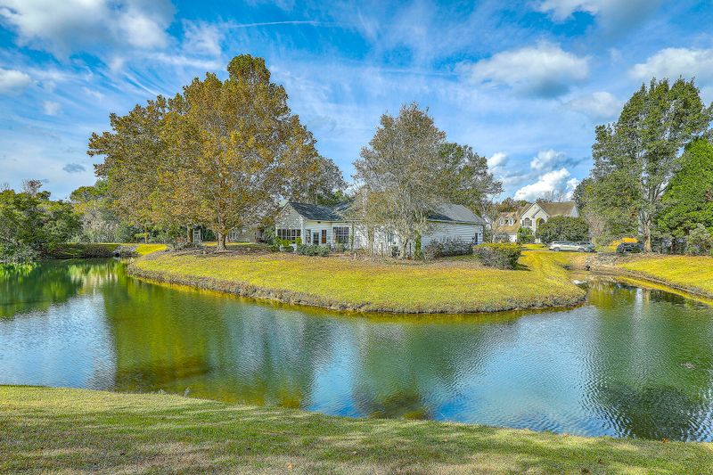 3468 Forest Glen Dr, Charleston, SC 29414