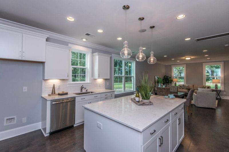 201 O'malley Dr, Summerville, SC 29483