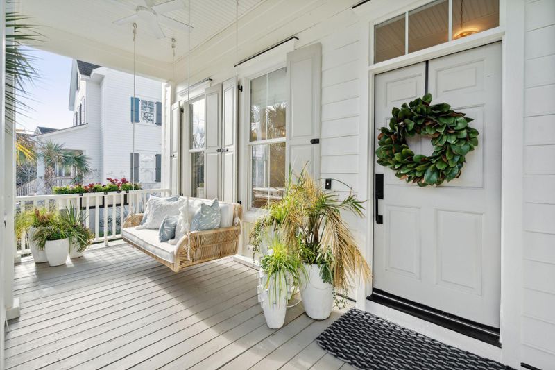 7856 Farr St, Charleston, SC 29492