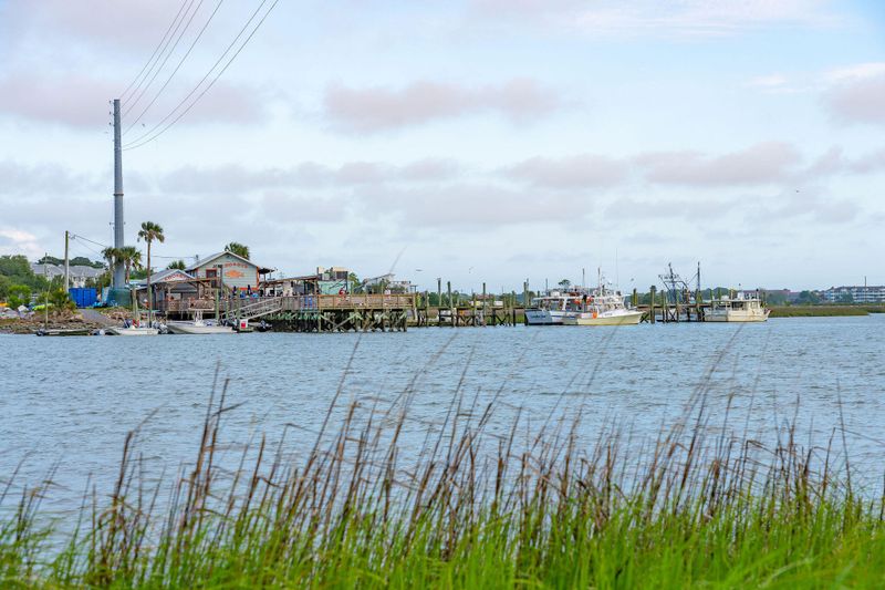 308 E Cooper Ave, Folly Beach, SC 29439