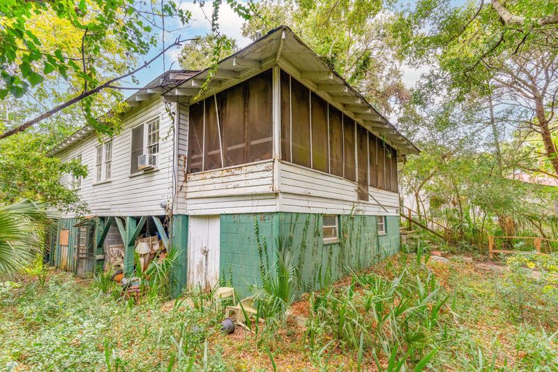 308 E Cooper Ave, Folly Beach, SC 29439