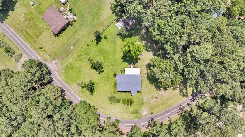 7274 Commodore Rd, Hollywood, SC 29449