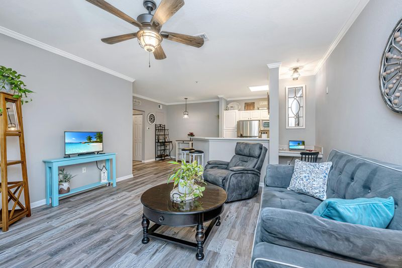 60 Fenwick Hall Allee #327, Johns Island, SC 29455