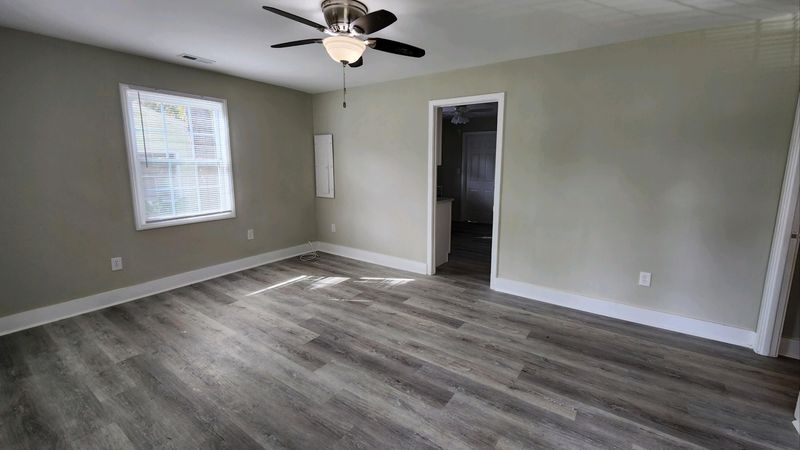 2334 Eagle Dr, North Charleston, SC 29406