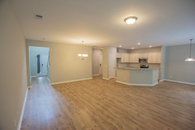 174 Longford Dr, Summerville, SC 29483