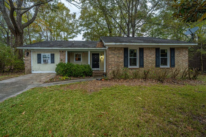 12 Teaneck Rd, Goose Creek, SC 29445
