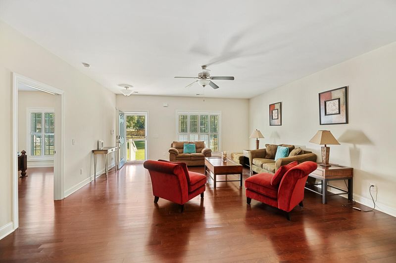 506 Judge Rd, Mount Pleasant, SC 29464