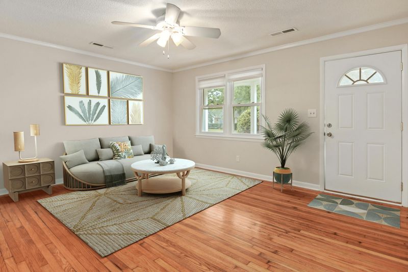 1327 Hampshire Rd, Charleston, SC 29412
