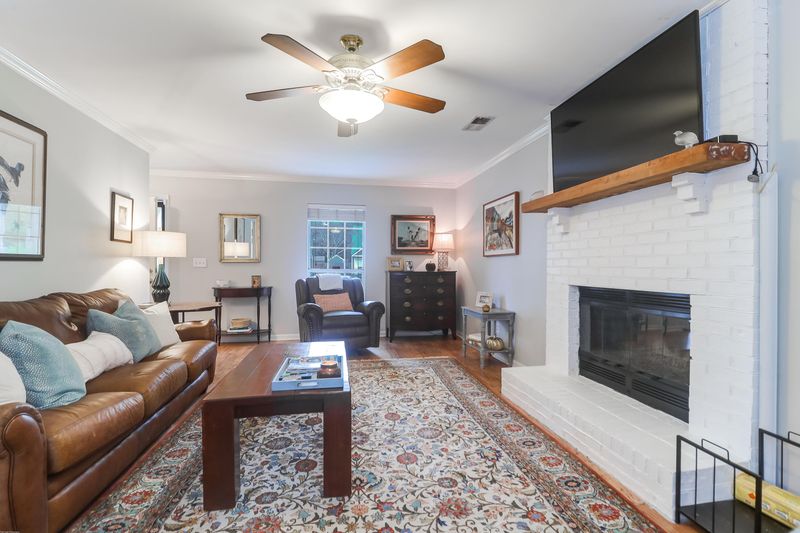 1407 School House Rd, Mount Pleasant, SC 29464