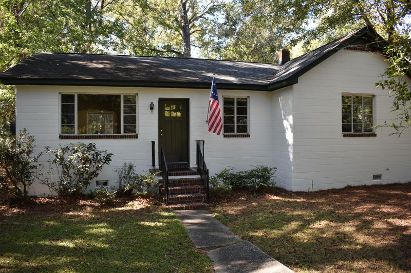 311 Howle Ave, Charleston, SC 29412