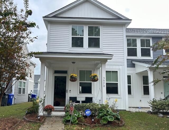 3978 Hillyard St, North Charleston, SC 29405
