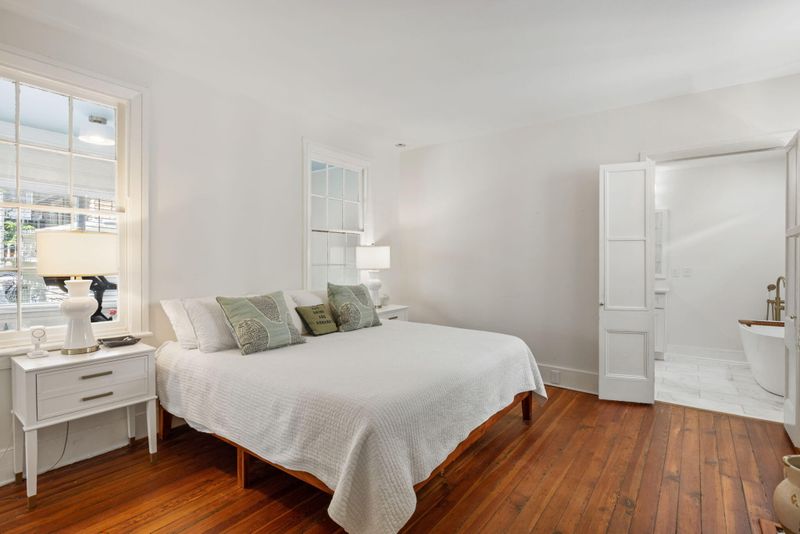 178 Wentworth St, Charleston, SC 29401