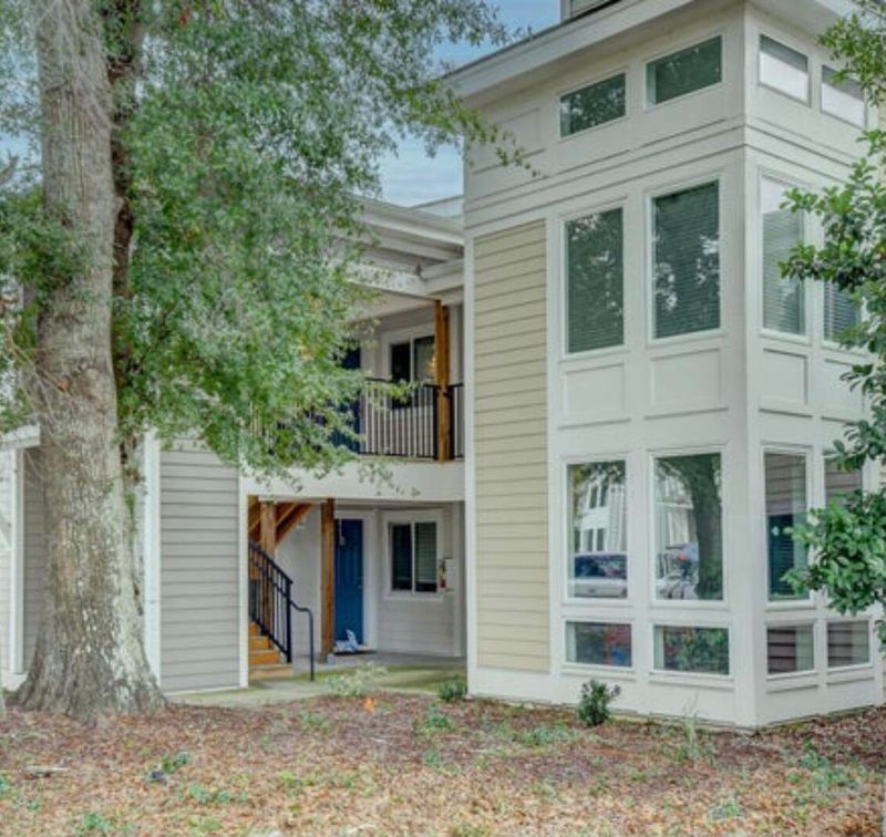 275 Alexandra Dr #12, Mount Pleasant, SC 29464