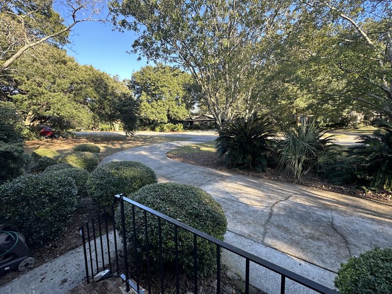759 Fort Sumter Dr, Charleston, SC 29412