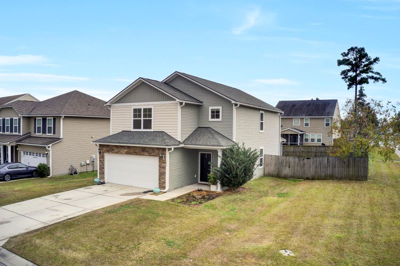 343 Clayburne Dr, Goose Creek, SC 29445