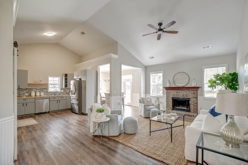 3266 Middleburry Ln, Charleston, SC 29414