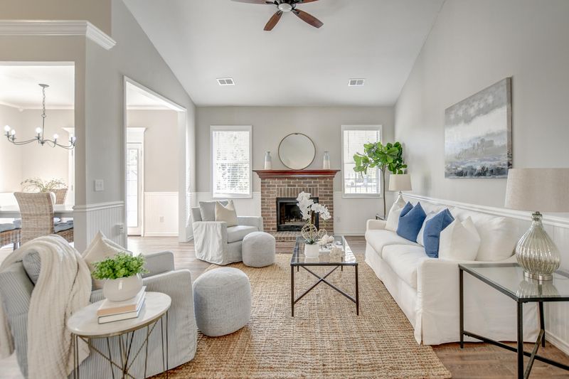 3266 Middleburry Ln, Charleston, SC 29414