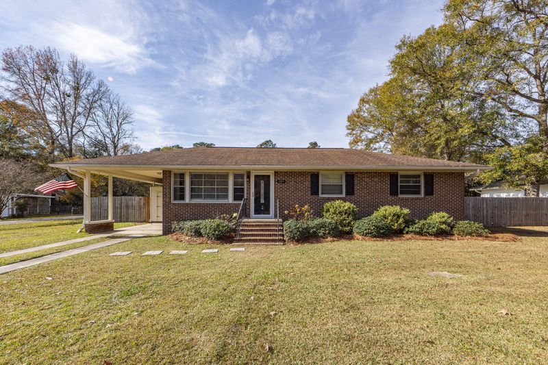 205 S Winter St, Moncks Corner, SC 29461