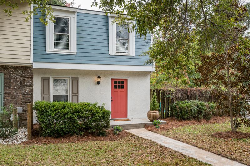 1071 S Shadow Dr, Mount Pleasant, SC 29464