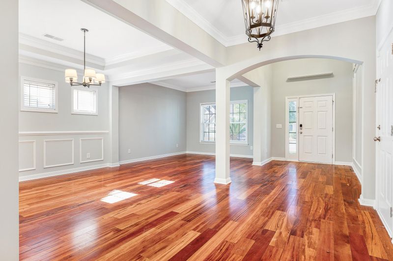 210 Chipping Sparrow Dr, Summerville, SC 29485