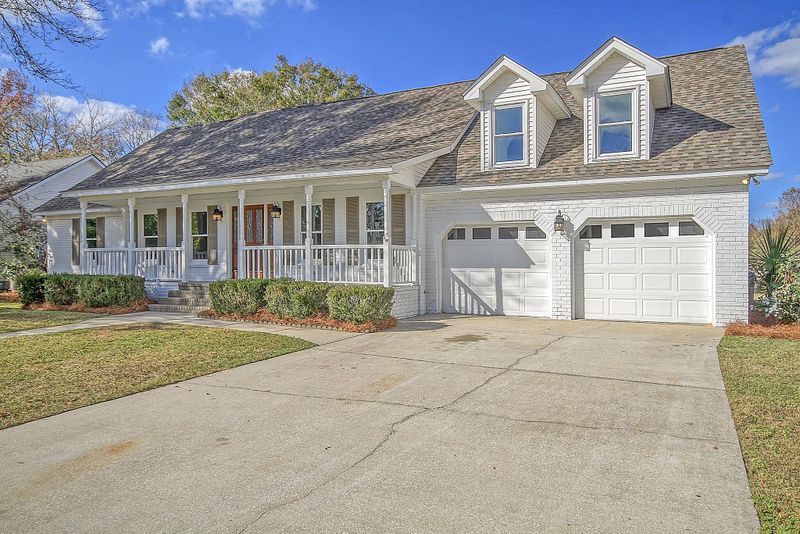 118 Shadowmoss Pw, Charleston, SC 29414