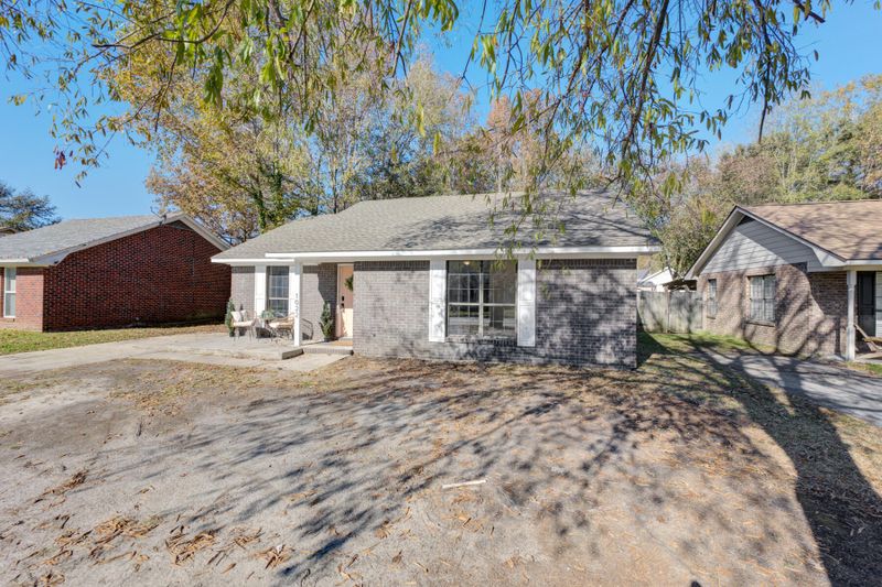 1022 Douglas Wayne Rd, Summerville, SC 29486