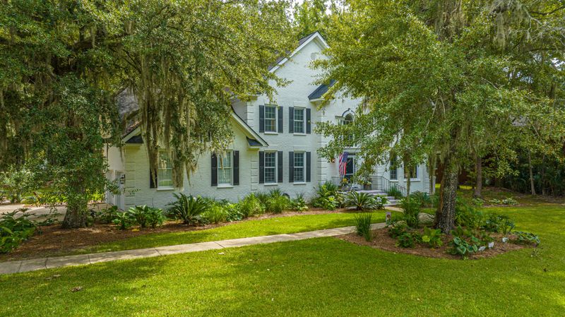 3439 Colonel Vanderhorst Cir, Mount Pleasant, SC 29466