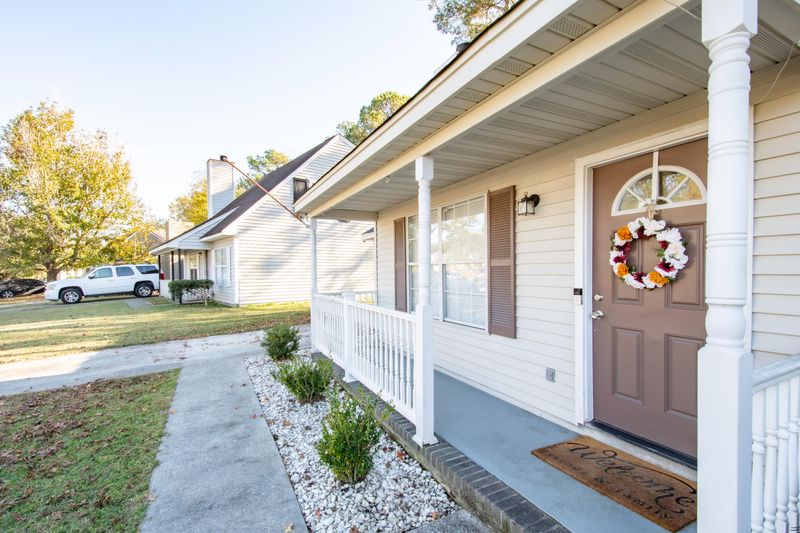123 Traders Station Rd, Summerville, SC 29486