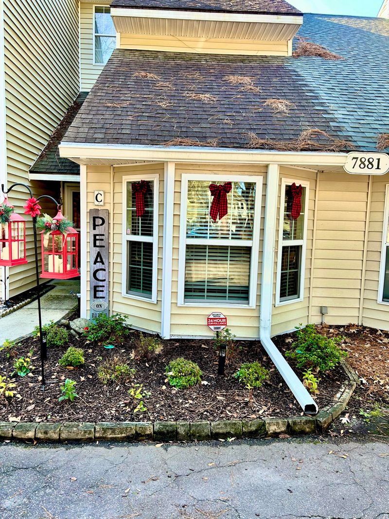 7881 Champion Way #C, North Charleston, SC 29418