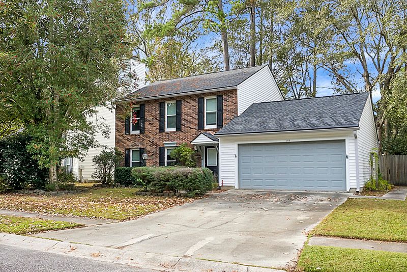 108 Challis Ct, Goose Creek, SC 29445