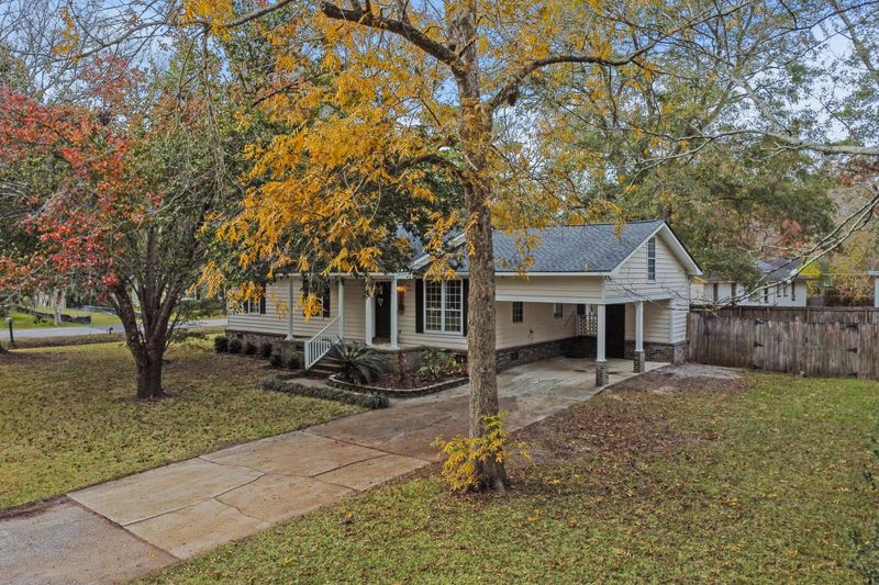 1766 Mohawk Ave, Charleston, SC 29412