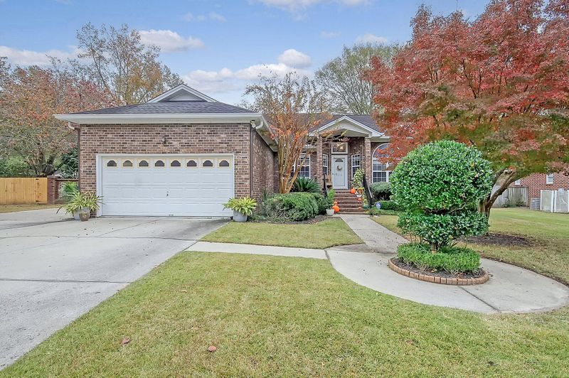 5513 Lachapelle Bend, North Charleston, SC 29418