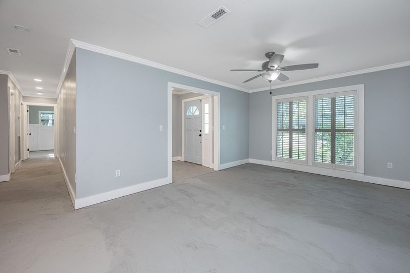 2103 Mission Ave, Charleston, SC 29414
