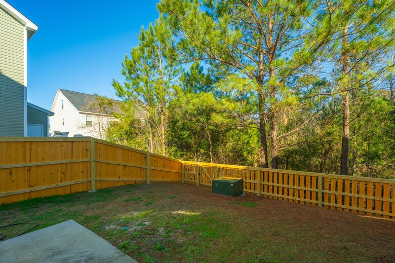 196 Woodward Rd, Goose Creek, SC 29445