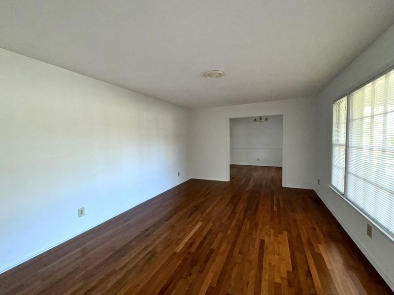 100 Six Iron Ln, Summerville, SC 29483