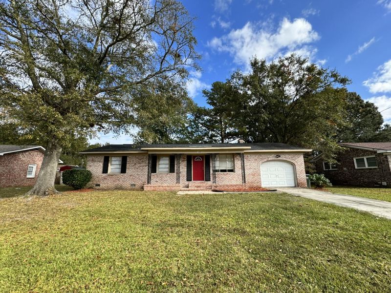 105 Stewart St, Goose Creek, SC 29445