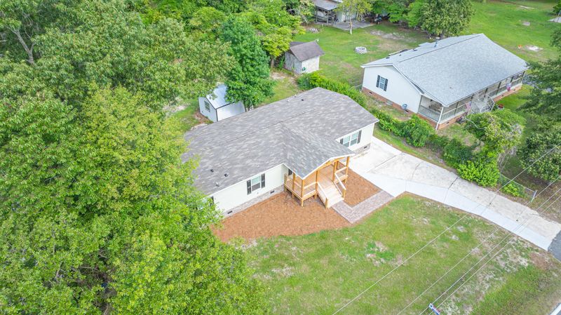 1107 Longpoint Rd, Cross, SC 29436