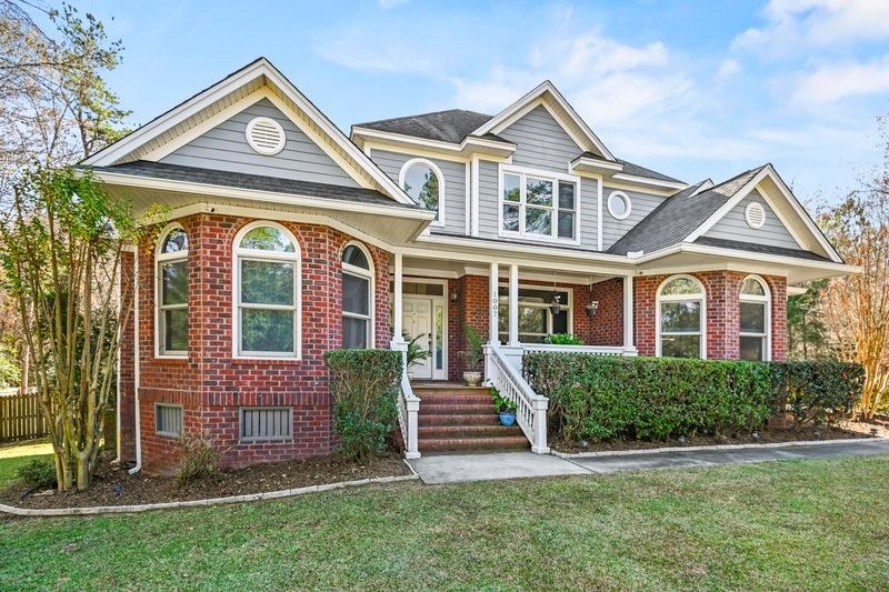 1007 Willington Dr, Ridgeville, SC 29472