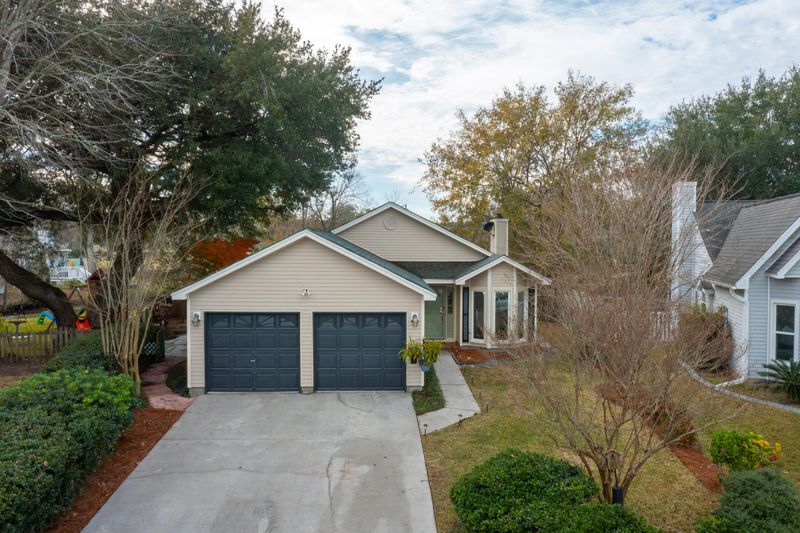 3 Stutz Ct, Charleston, SC 29414