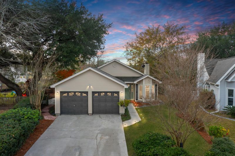3 Stutz Ct, Charleston, SC 29414
