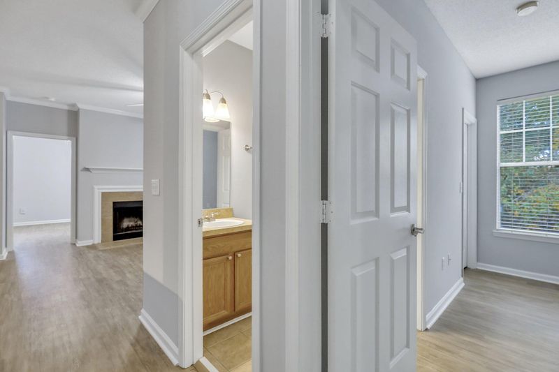 45 Sycamore Ave #522, Charleston, SC 29407