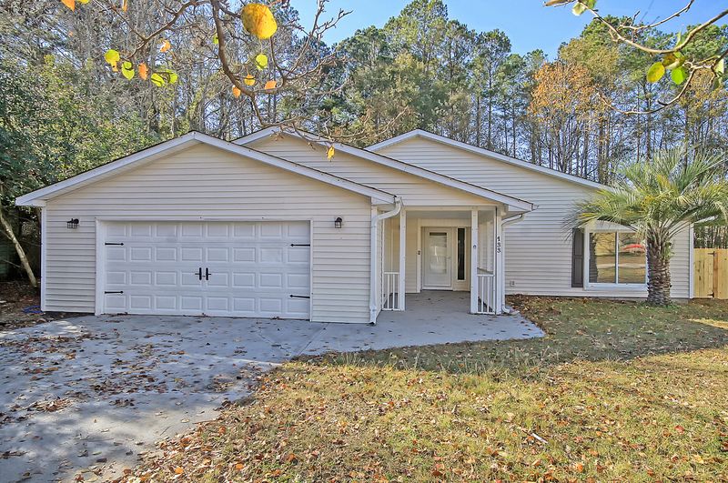 133 Iron Rd, Summerville, SC 29486