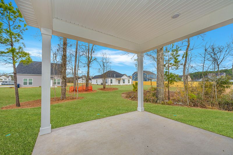 204 Westfield Dr, Ridgeville, SC 29472