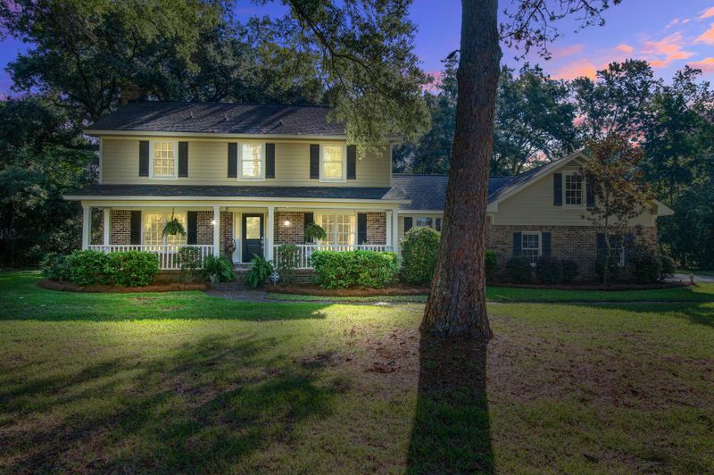978 Three Trees Rd, Charleston, SC 29412