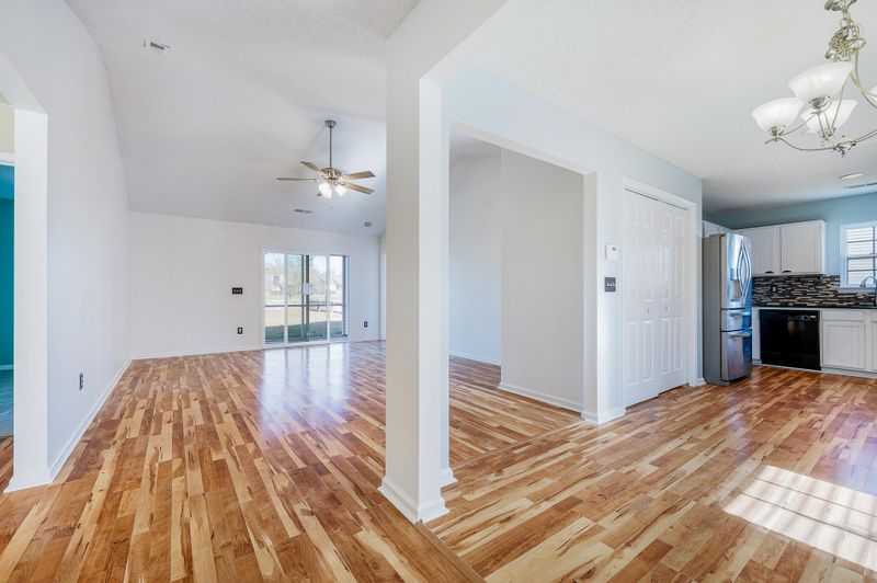 5026 Holdsworth Dr, Summerville, SC 29485