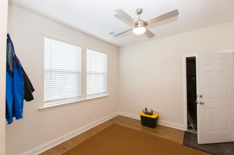 7795 Montview Rd, North Charleston, SC 29418