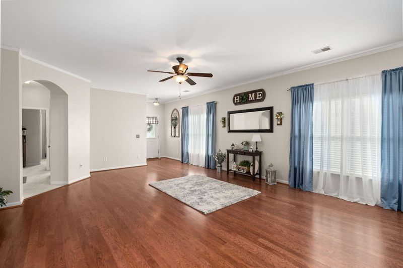 109 Summer View Rd, Summerville, SC 29486