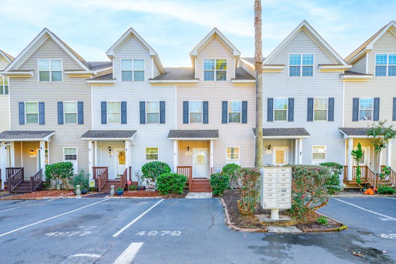 4979 Lake Palmetto Ln, North Charleston, SC 29418