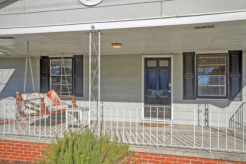 2727 Martha Dr, North Charleston, SC 29405